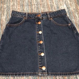 FOREVER 21 Denim Skirt with Buttons Size M